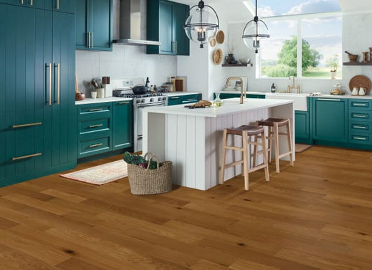 Dogwood Pro White Oak Engineered in Redefined Natural 6-1/2" | Bruce